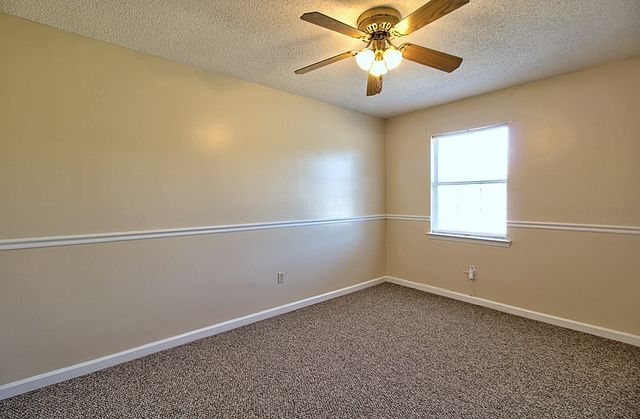 1458 Victory Circle, Hinesville, GA 31313