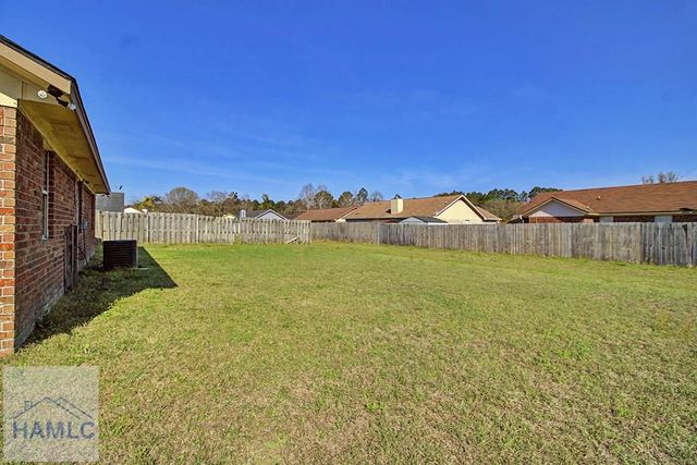 1458 Victory Circle, Hinesville, GA 31313