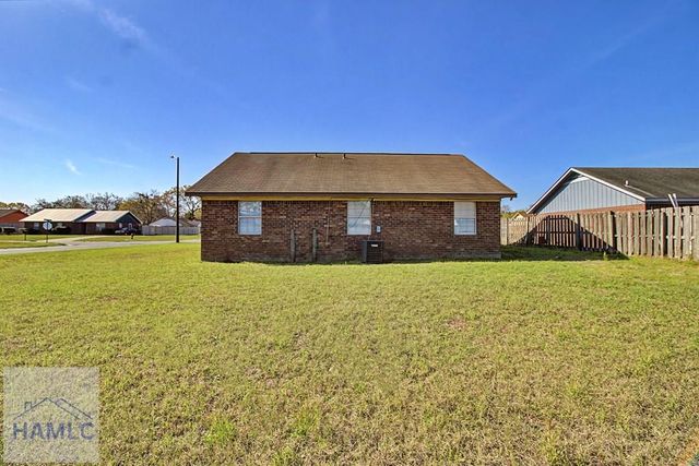 1458 Victory Circle, Hinesville, GA 31313