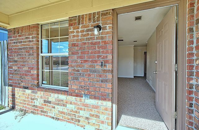 1458 Victory Circle, Hinesville, GA 31313