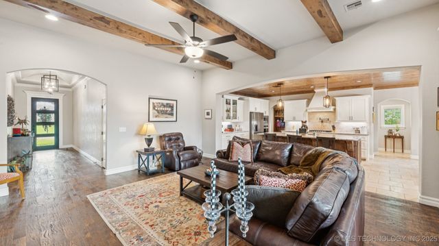 7920 N 147th East Avenue, Owasso, OK 74055