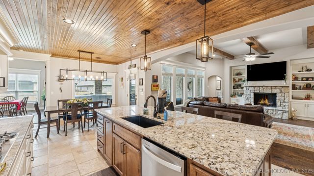 7920 N 147th East Avenue, Owasso, OK 74055