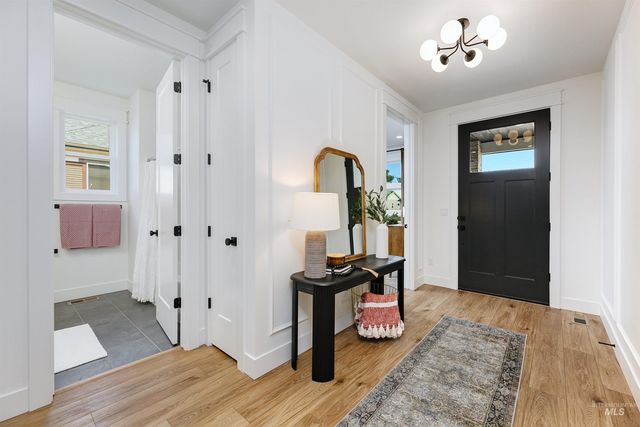 6299 Chateau Ct, Star, ID 83669