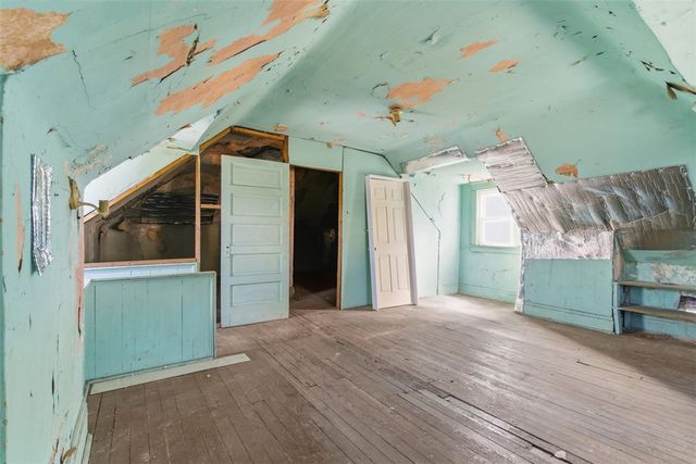 256 E Meyers Street, Carrick, PA 15210