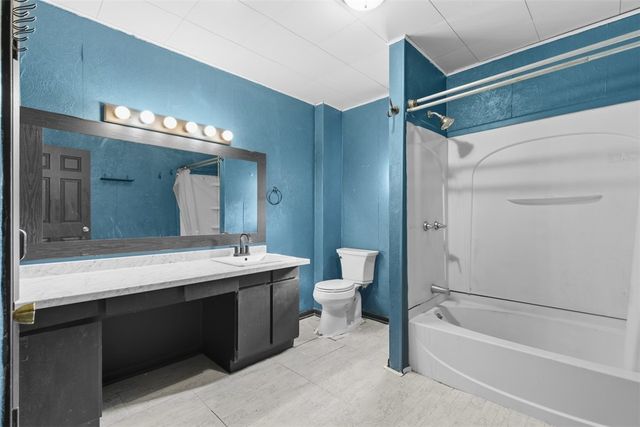 256 E Meyers Street, Carrick, PA 15210