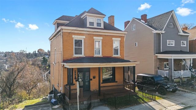 256 E Meyers Street, Carrick, PA 15210