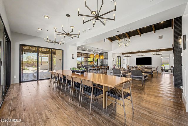 15803 W COTTONTAIL Lane, Surprise, AZ 85387