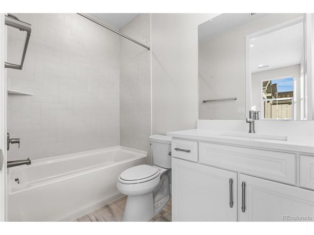 6455 Still Pine Cir, Castle Pines, CO 80108