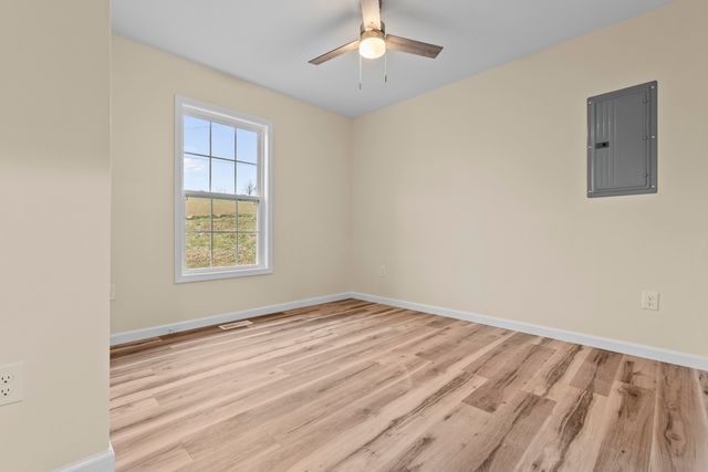 131 Representative Drive, Jeffersonville, KY 40337