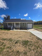 131 Representative Drive, Jeffersonville, KY 40337