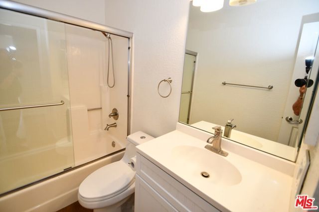 15111 Freeman Avenue 1, Lawndale, CA 90260