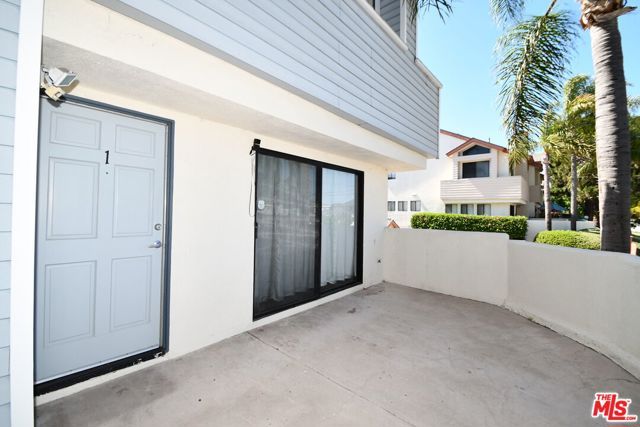 15111 Freeman Avenue 1, Lawndale, CA 90260