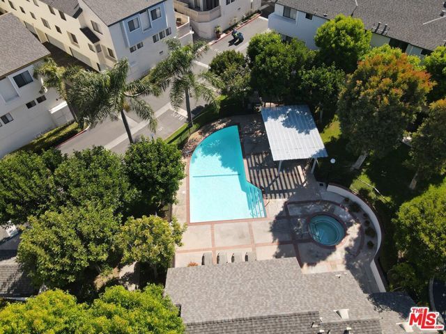 15111 Freeman Avenue 1, Lawndale, CA 90260
