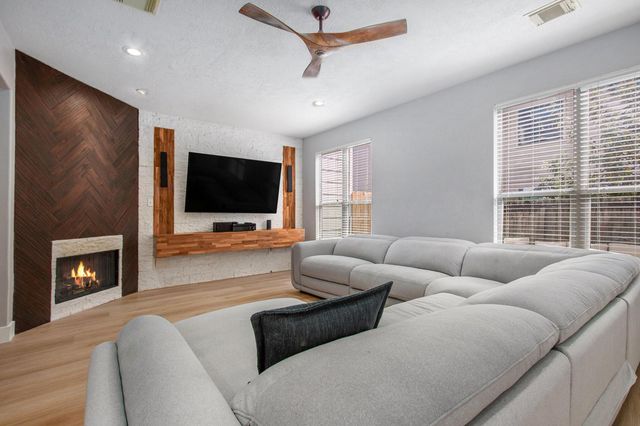 3707 Ashford Villa Lane, Houston, TX 77082