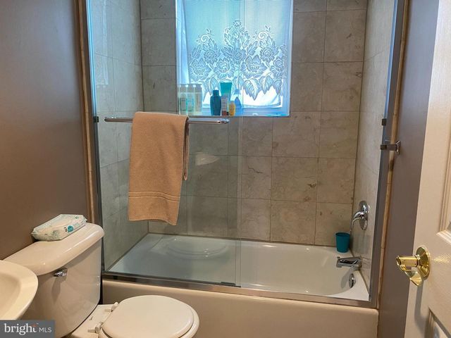 617 S 17TH ST, Philadelphia, PA 19146