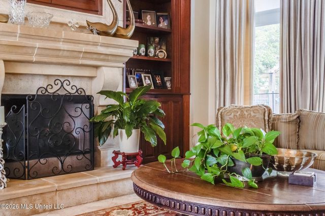 160 Pittman Road, Ocean Springs, MS 39564