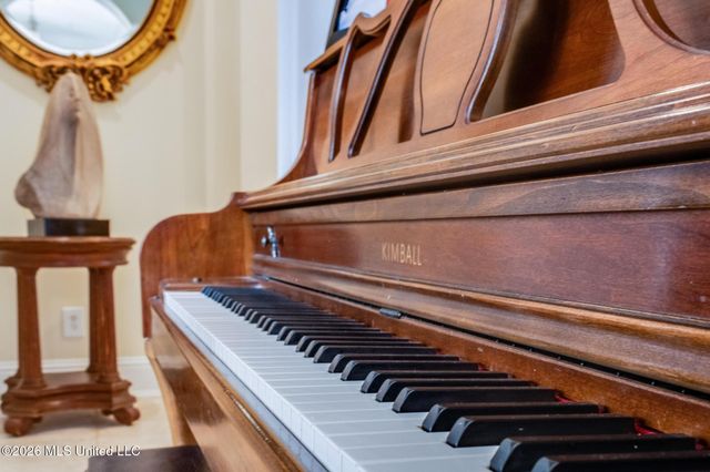 160 Pittman Road, Ocean Springs, MS 39564