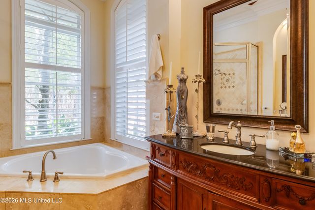 160 Pittman Road, Ocean Springs, MS 39564