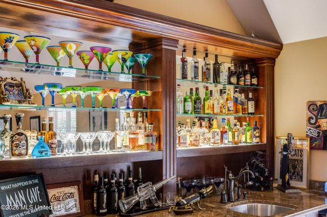 160 Pittman Road, Ocean Springs, MS 39564