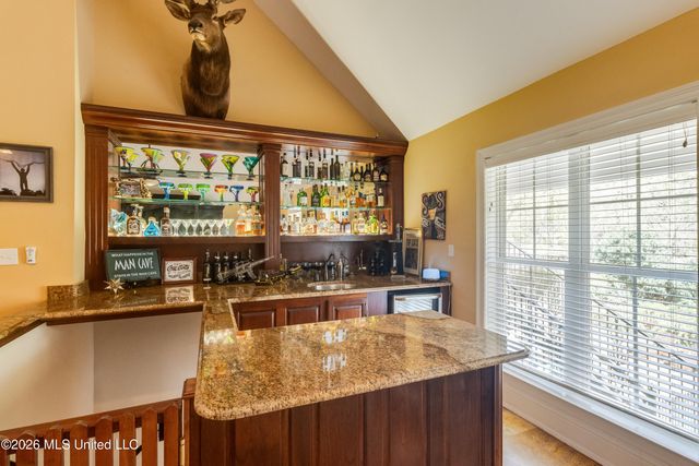 160 Pittman Road, Ocean Springs, MS 39564