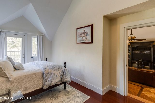 160 Pittman Road, Ocean Springs, MS 39564