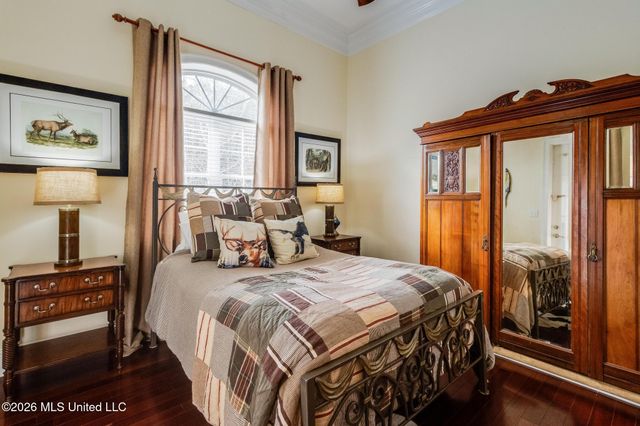 160 Pittman Road, Ocean Springs, MS 39564