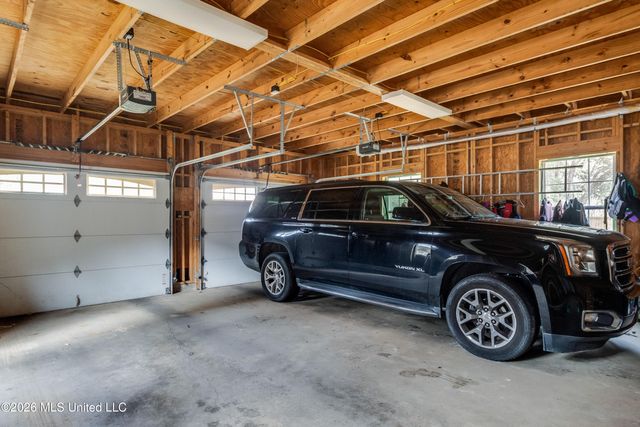 160 Pittman Road, Ocean Springs, MS 39564