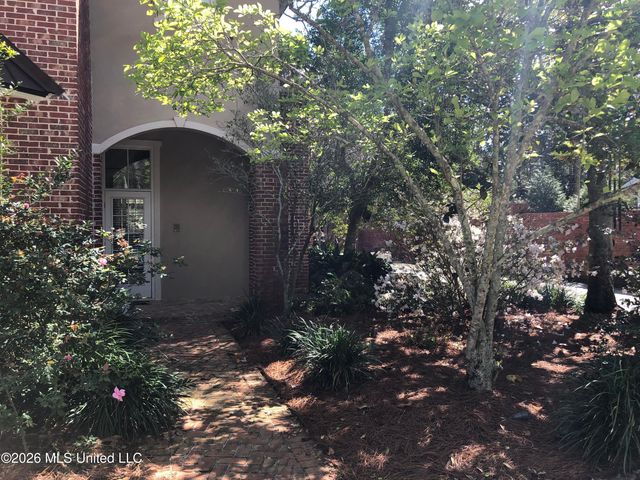 160 Pittman Road, Ocean Springs, MS 39564