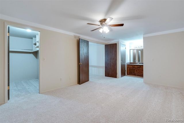 21330 E Glen Haven Circle, Novi, MI 48167