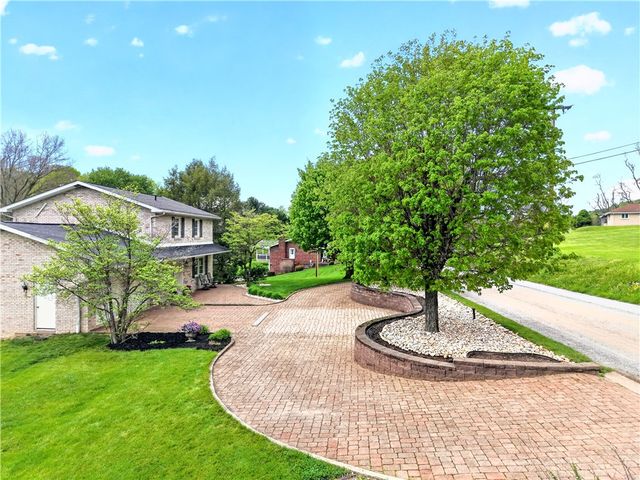 709 Vernon Dr, Rostraver, PA 15012