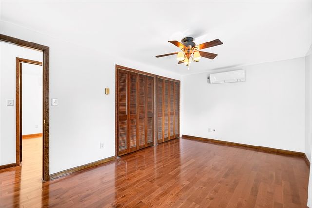 709 Vernon Dr, Rostraver, PA 15012