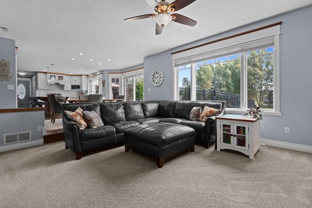 W685 RIVER VIEW COURT, Kaukauna, WI 54130