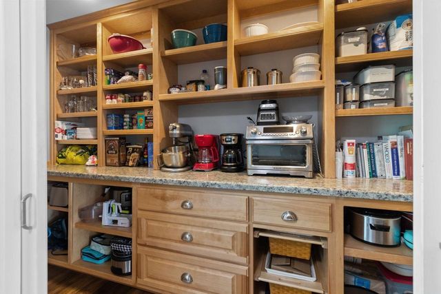 W685 RIVER VIEW COURT, Kaukauna, WI 54130