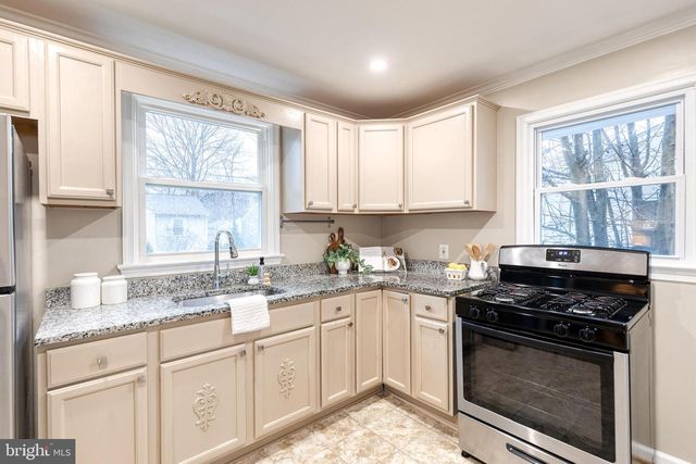 5015 IROQUOIS ST, College Park, MD 20740