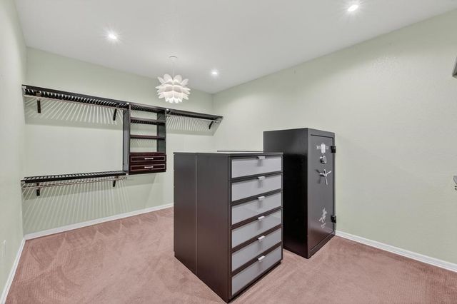 2303 Shell Ave, Midland, TX 79705