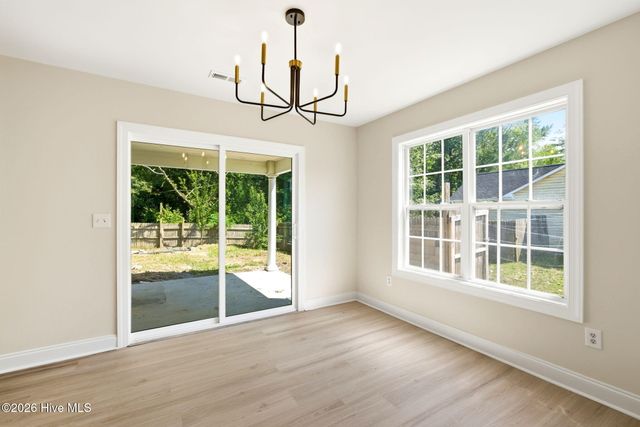 215 Gardenview Court NE, Leland, NC 28451
