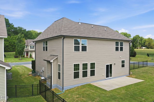 423 Fairway Drive, Mebane, NC 27302