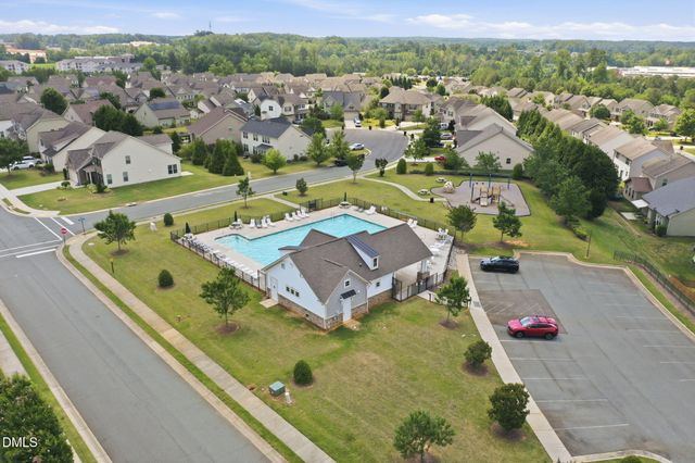 423 Fairway Drive, Mebane, NC 27302