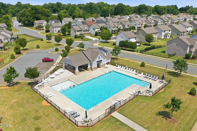 423 Fairway Drive, Mebane, NC 27302