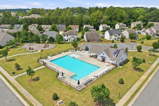 423 Fairway Drive, Mebane, NC 27302