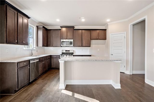 2022 Orchid Lane, Lithia Springs, GA 30122