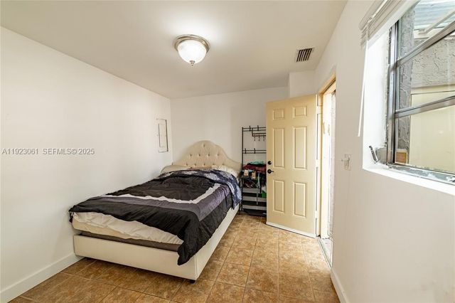 402 St Andrews Rd 55, Hollywood, FL 33021