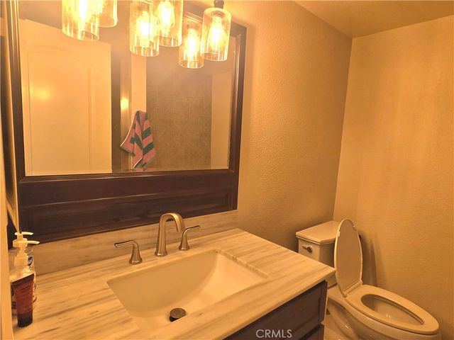2200 Camino Rey, Fullerton, CA 92833