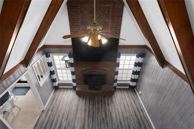 1601 NW Weatherstone Court, Blue Springs, MO 64015