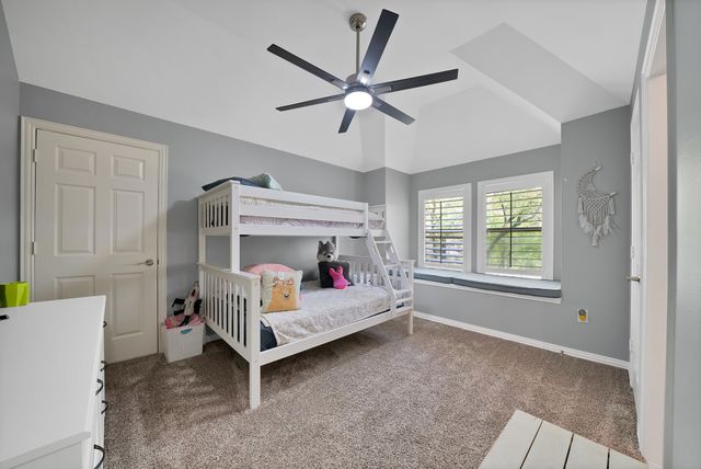 621 Diamond Point Drive, Oak Point, TX 75068