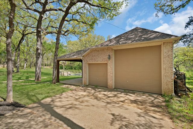621 Diamond Point Drive, Oak Point, TX 75068