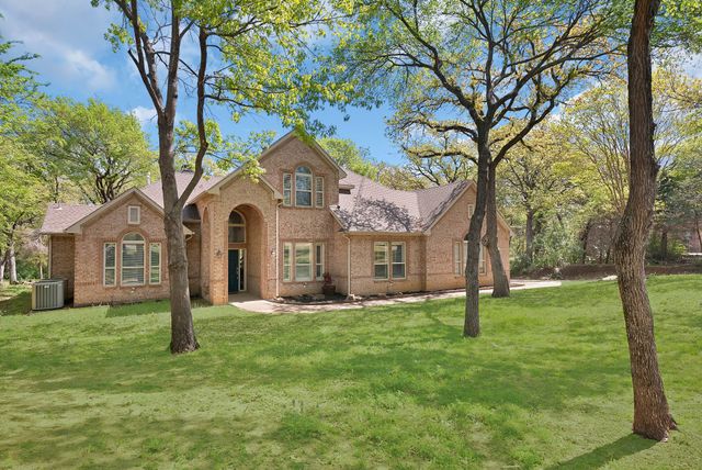 621 Diamond Point Drive, Oak Point, TX 75068