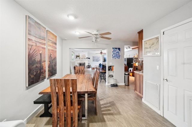 162 SE LINCOLN CIRCLE N, St Petersburg, FL 33703