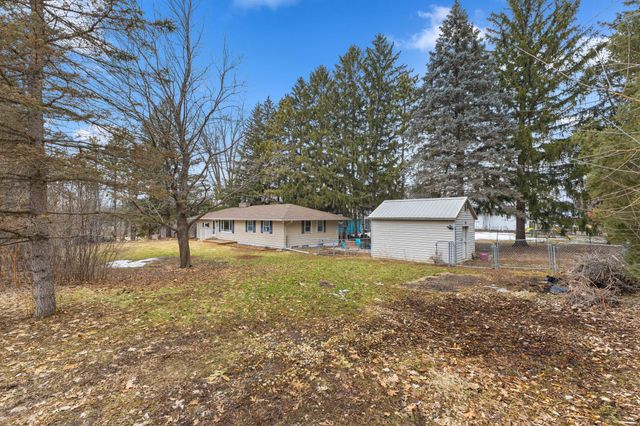 11220 Ridgemount Avenue W, Plymouth, MN 55441