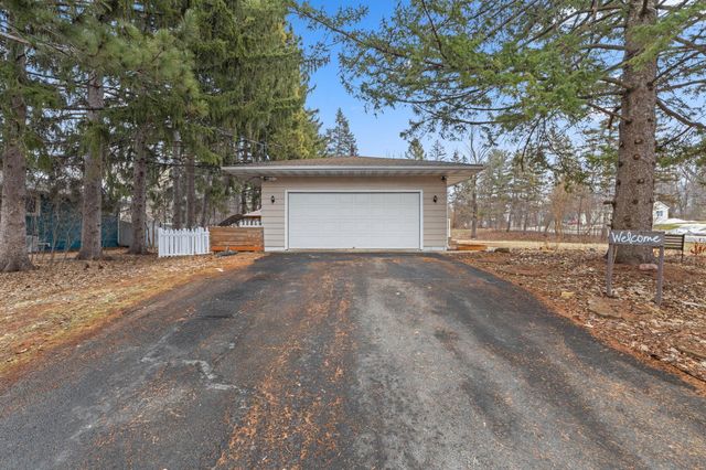 11220 Ridgemount Avenue W, Plymouth, MN 55441